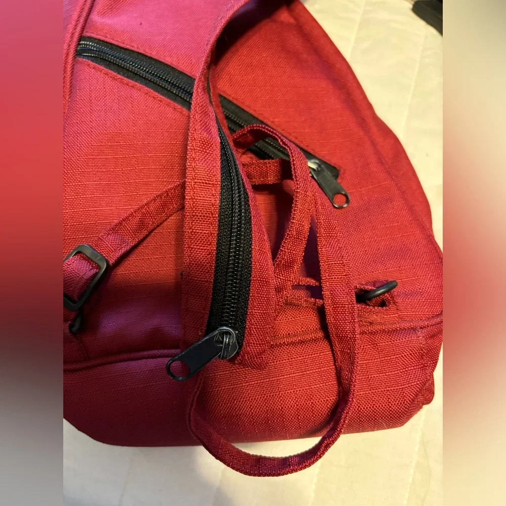 Eddie Bauer Back Pack, Sports, Camper,‎ Hiking Red Canvas See Pics